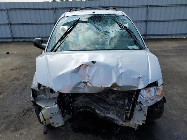 Photo 5 from auction – 2007 CHRYSLER TOWN & COU with VIN 2A8GP54L17R280483