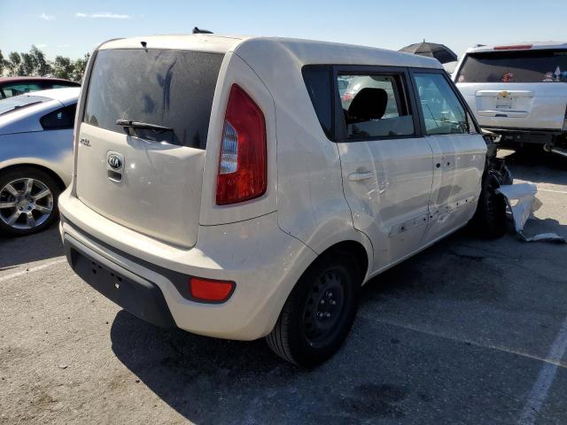 Photo 3 from auction – 2013 KIA SOUL with VIN KNDJT2A57D7756469
