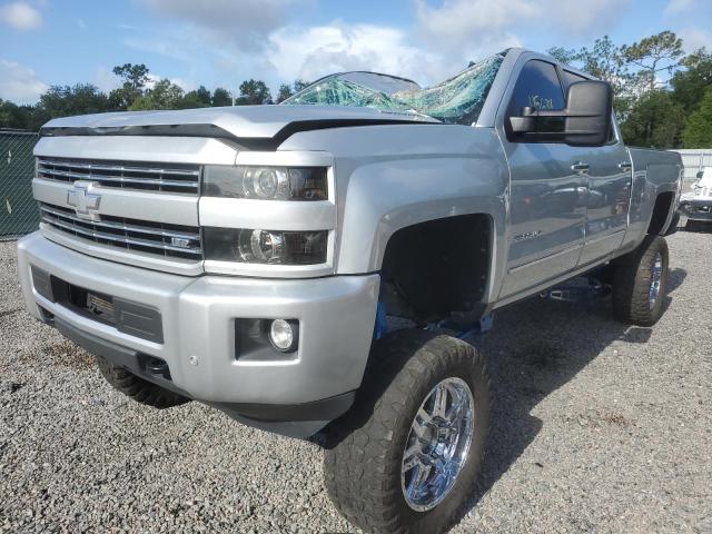 CHEVROLET SILVERADO 2015 z numerem VIN 1GC1KWE83FF172786 - Zdjęcie z aukcji
