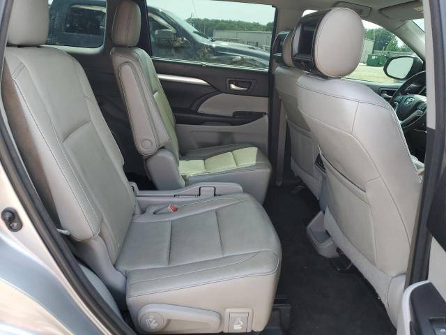 Photo 10 from auction – 2016 TOYOTA HIGHLANDER with VIN 5TDKKRFH6GS163747