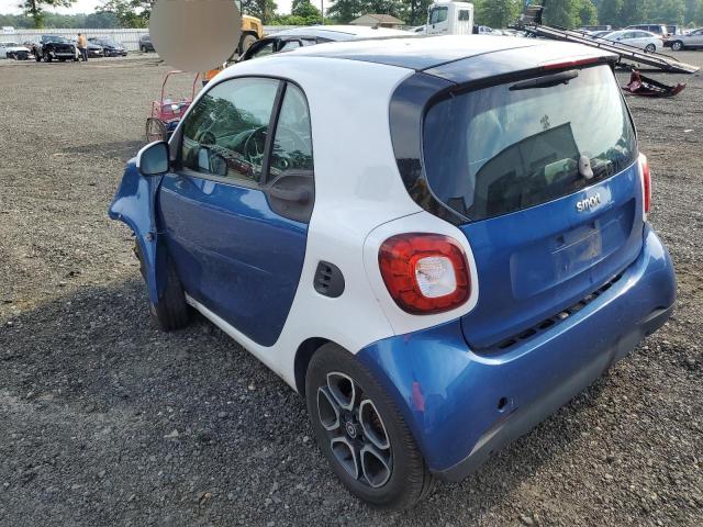 Photo 2 from auction – 2016 SMART FORTWO with VIN WMEFJ5DA0GK063803
