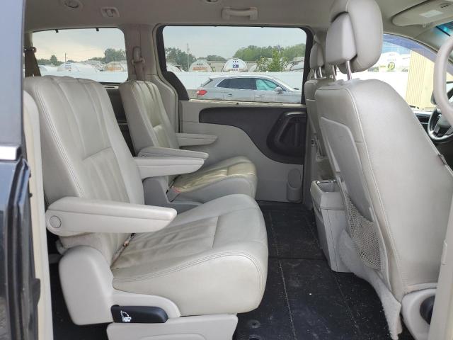 Photo 11 from auction – 2013 CHRYSLER TOWN & COU with VIN 2C4RC1BG4DR560372