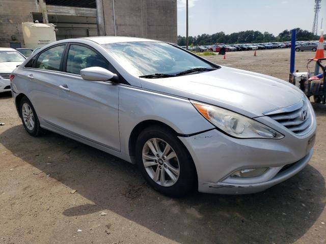 Photo 4 from auction – 2013 HYUNDAI SONATA GLS with VIN 5NPEB4ACXDH656375