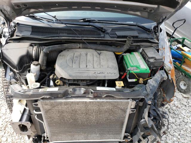 Photo 12 from auction – 2015 CHRYSLER TOWN & COU with VIN 2C4RC1CG1FR673990