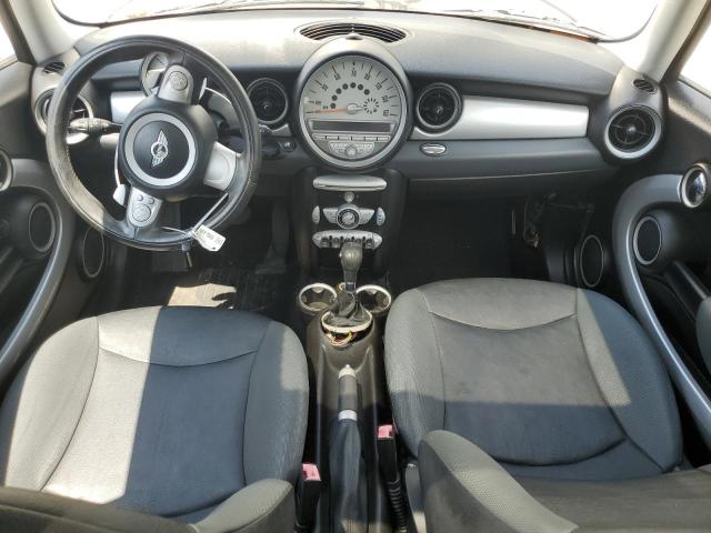 Photo 8 from auction – 2008 MINI COOPER with VIN WMWMF33518TT64279