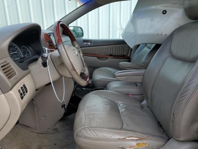 Photo 7 from auction – 2004 TOYOTA SIENNA XLE with VIN 5TDZA22C04S140169