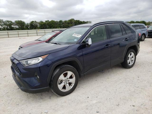 TOYOTA RAV4 XLE 2021 with VIN JTMW1RFV7MD522993 - Photo from auction