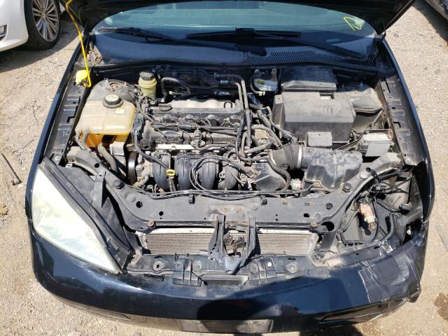 Photo 11 from auction – 2005 FORD FOCUS ZX5 with VIN 3FAFP37N45R132863