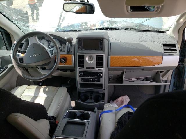 Photo 8 from auction – 2010 CHRYSLER TOWN & COU with VIN 2A4RR7DX0AR322281