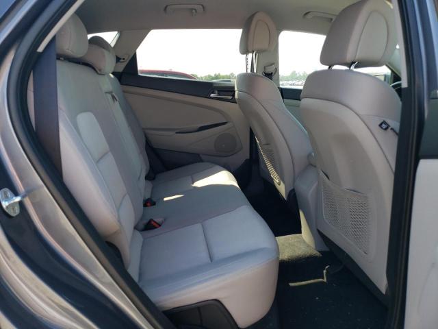 Photo 10 from auction – 2017 HYUNDAI TUCSON LIM with VIN KM8J3CA41HU478815