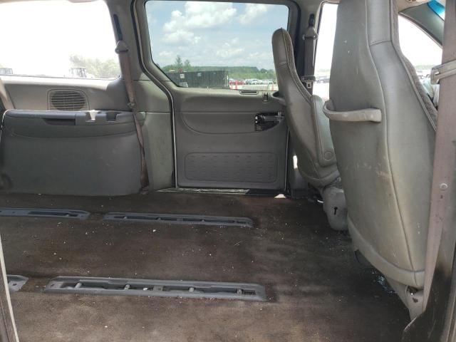 Photo 11 from auction – 2000 CHRYSLER GRAND VOYA with VIN 2C4GJ243XYR849095