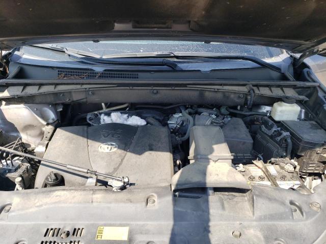 Photo 12 from auction – 2018 TOYOTA HIGHLANDER with VIN 5TDKZRFH1JS526894