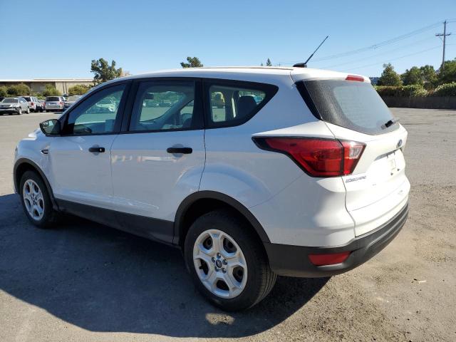 Photo 2 from auction – 2019 FORD ESCAPE S with VIN 1FMCU0F77KUB81577