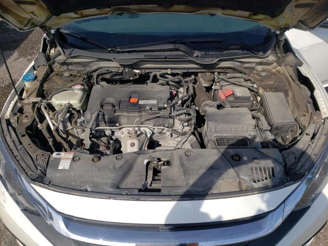 Photo 11 from auction – 2017 HONDA CIVIC EX with VIN 2HGFC2F82HH030944