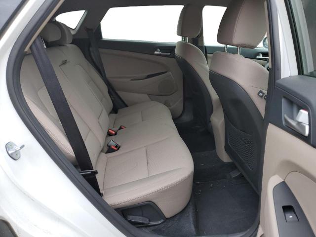 Photo 11 from auction – 2019 HYUNDAI TUCSON SE with VIN KM8J2CA45KU010354