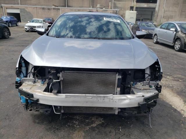 Photo 5 from auction – 2019 HONDA CIVIC LX with VIN 19XFC2F65KE034213