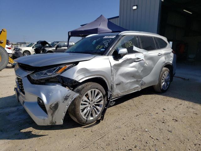 TOYOTA HIGHLANDER 2023 with VIN 5TDKDRAH1PS027009 - Photo from auction