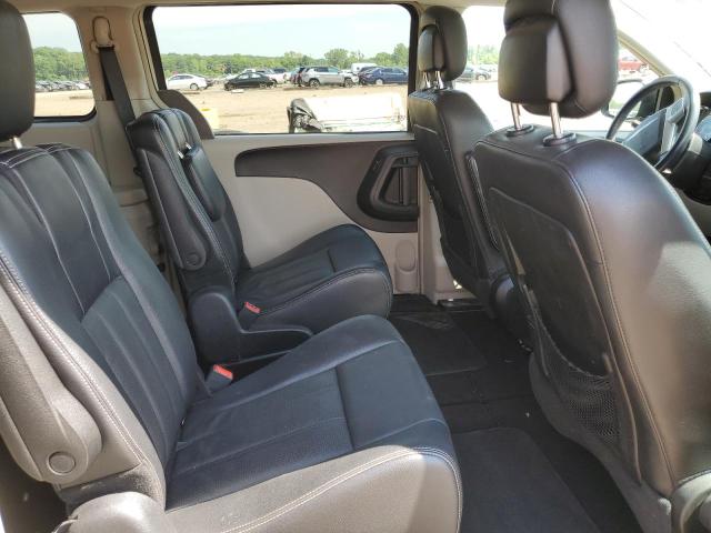 Photo 11 from auction – 2012 CHRYSLER TOWN & COU with VIN 2C4RC1BG5CR326482