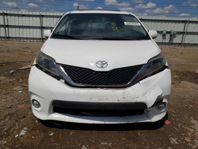Photo 5 from auction – 2017 TOYOTA SIENNA SE with VIN 5TDXZ3DC2HS876118