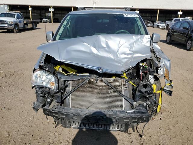 Photo 5 from auction – 2010 CHRYSLER TOWN & COU with VIN 2A4RR5D14AR278639