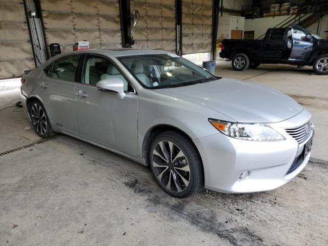 Photo 4 from auction – 2014 LEXUS ES 300H with VIN JTHBW1GG3E2067170