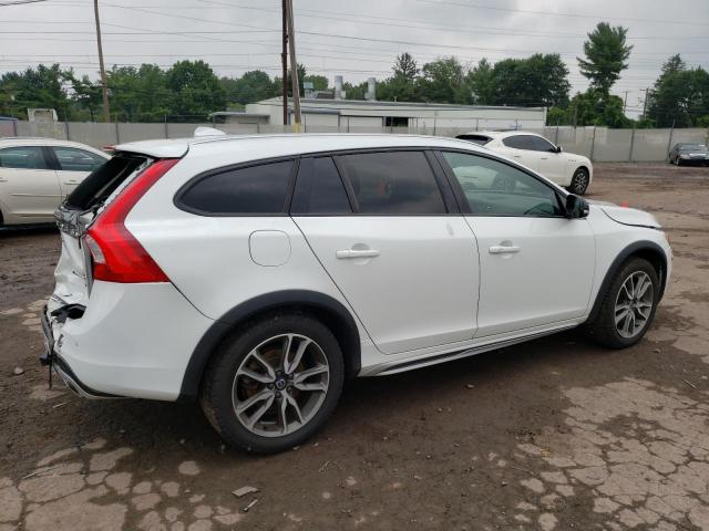 Photo 3 from auction – 2016 VOLVO V60 CROSS with VIN YV4612HM8G1006768
