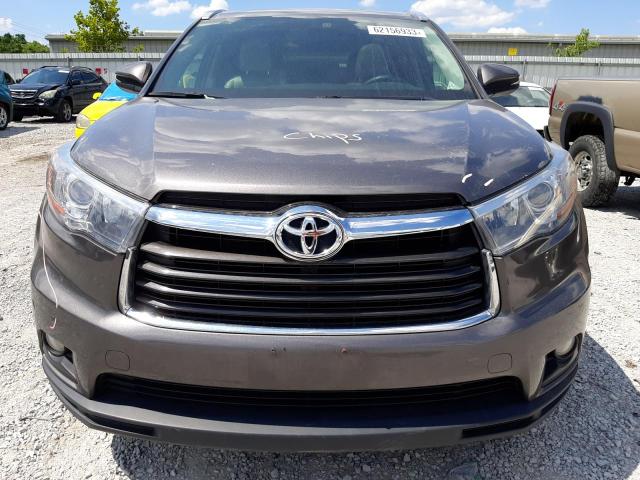 Photo 5 from auction – 2016 TOYOTA HIGHLANDER with VIN 5TDJKRFH8GS317645