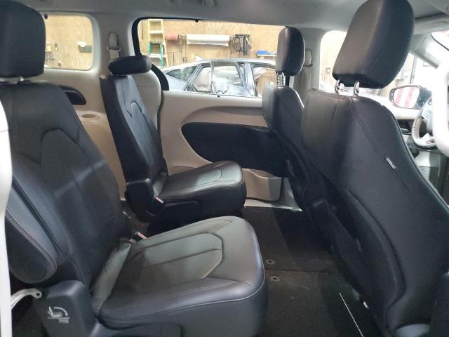 Photo 11 from auction – 2017 CHRYSLER PACIFICA T with VIN 2C4RC1BG9HR592658