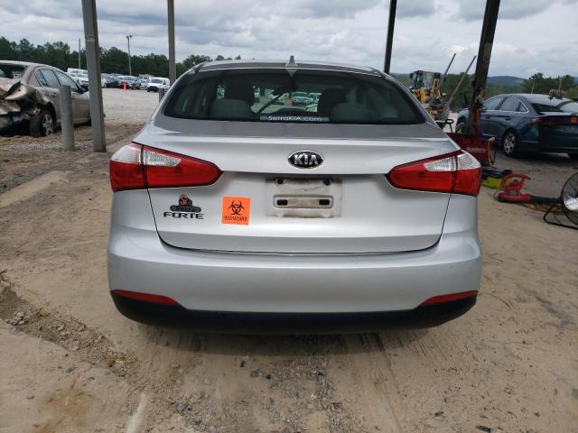 Photo 6 from auction – 2016 KIA FORTE LX with VIN KNAFK4A66G5591928