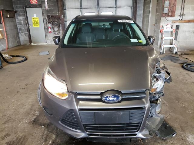 Foto 5 de la subasta – 2014 FORD FOCUS SE con VIN 1FADP3F23EL142717