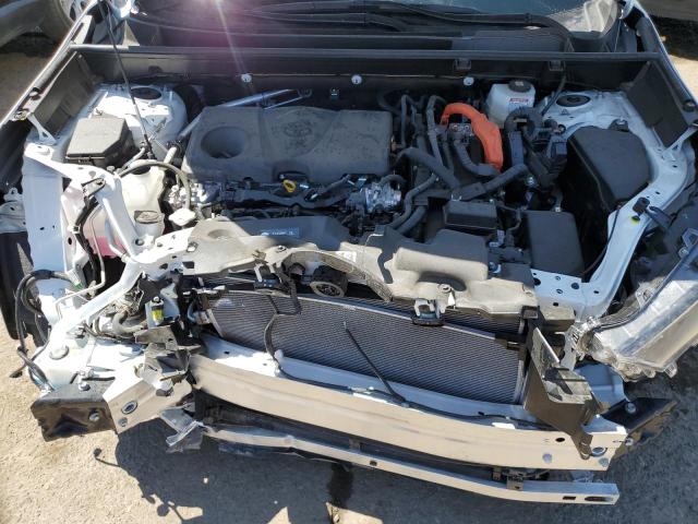 Photo 11 from auction – 2022 TOYOTA RAV4 LE with VIN JTMLWRFVXND147493