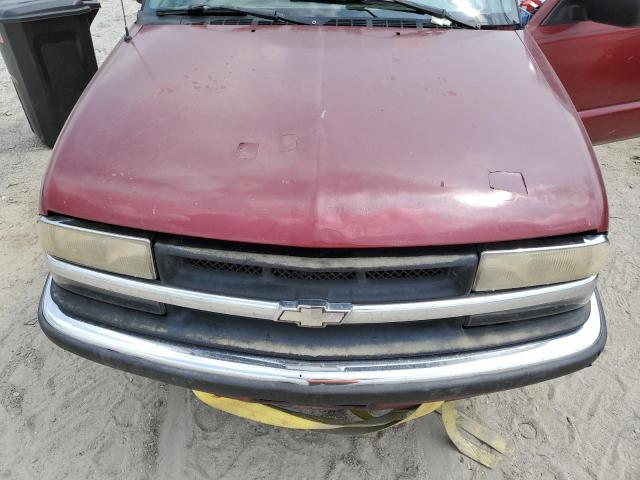 Photo 11 from auction – 2000 CHEVROLET BLAZER with VIN 1GNCS18W5YK282598