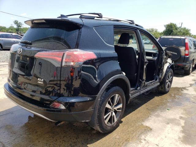 Photo 3 from auction – 2017 TOYOTA RAV4 XLE with VIN 2T3RFREV0HW675157
