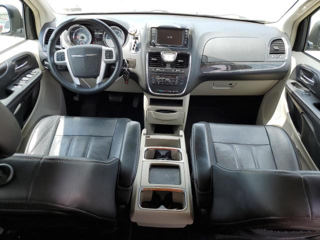 Photo 8 from auction – 2015 CHRYSLER TOWN & COU with VIN 2C4RC1BG4FR610125