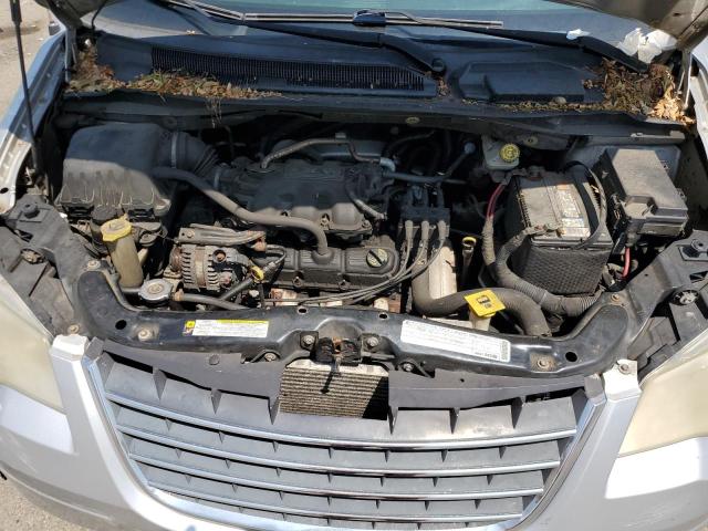 Photo 12 from auction – 2010 CHRYSLER TOWN AND C with VIN 2A4RR4DE6AR304865