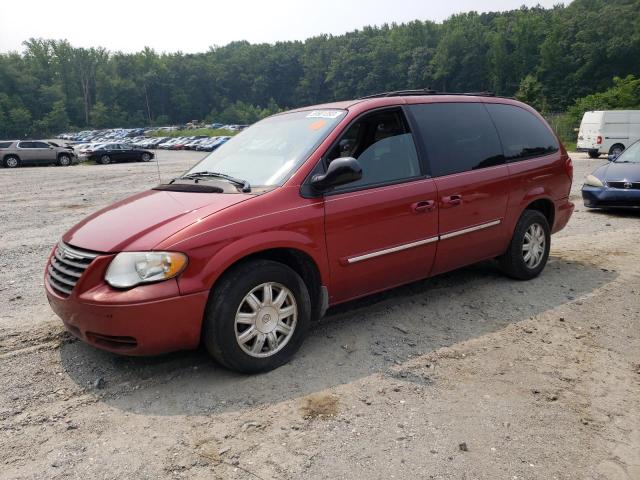 CHRYSLER TOWN & COU 2005 with VIN 2C4GP54L45R416724 - Photo from auction