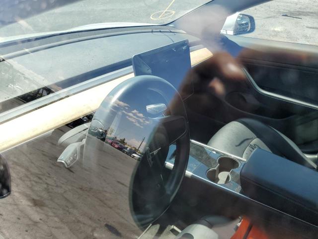 Photo 9 from auction – 2018 TESLA MODEL 3 with VIN 5YJ3E1EA4JF004111