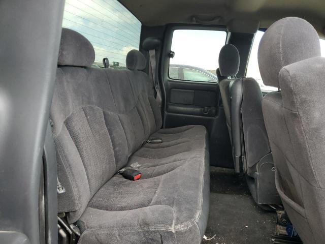 Photo 10 from auction – 2002 CHEVROLET SILVERADO with VIN 2GCEK19T321413203