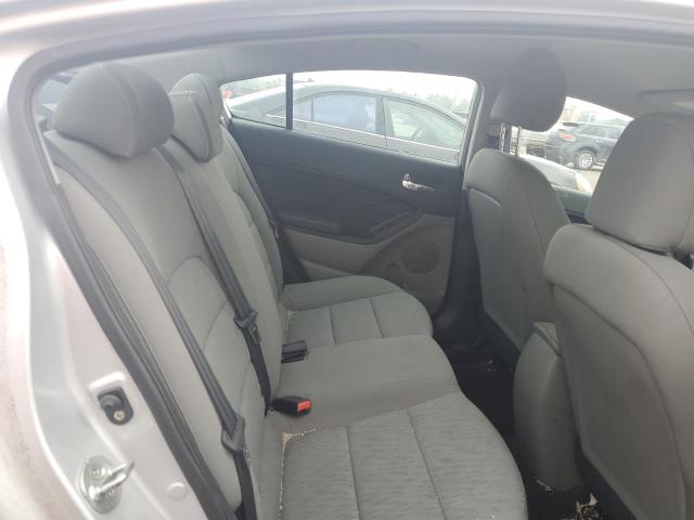 Photo 10 from auction – 2015 KIA FORTE LX with VIN KNAFK4A6XF5429279