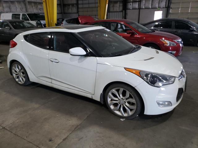 Photo 4 from auction – 2013 HYUNDAI VELOSTER with VIN KMHTC6AD2DU136231