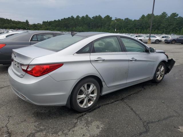Photo 3 from auction – 2012 HYUNDAI SONATA SE with VIN 5NPEC4AC0CH350314