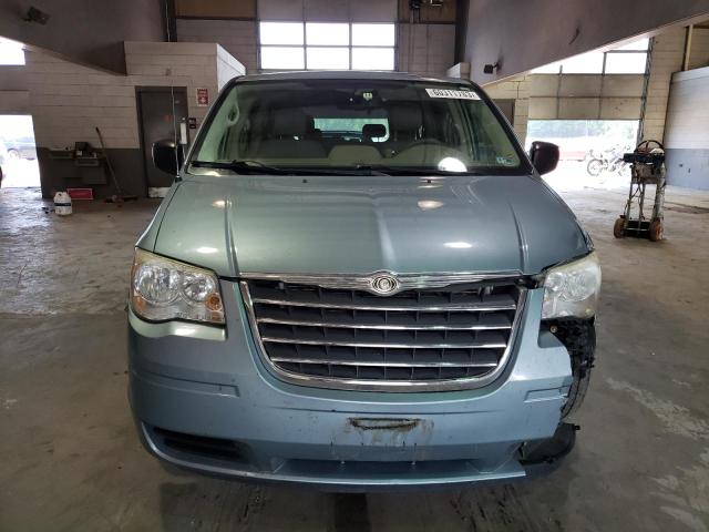 Photo 5 from auction – 2009 CHRYSLER TOWN & COU with VIN 2A8HR44E89R515765