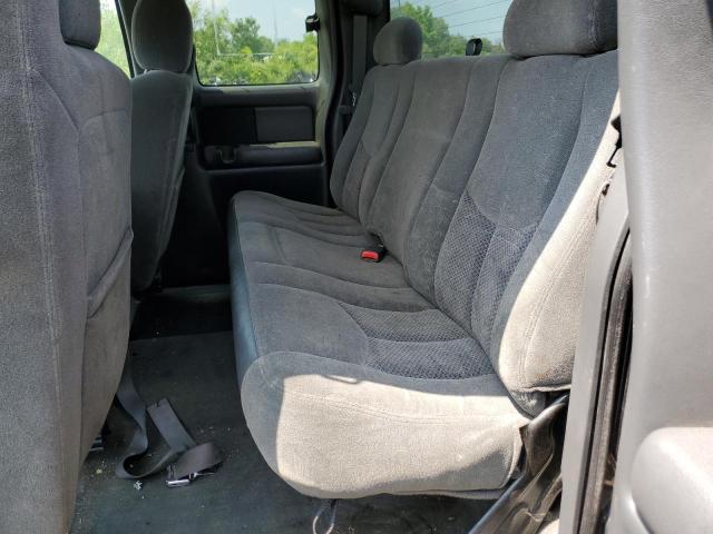 Photo 10 from auction – 2004 CHEVROLET 1500 with VIN 2GCEK19T041222678