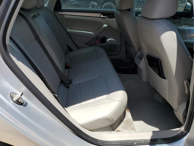 Photo 10 from auction – 2015 VOLKSWAGEN PASSAT S with VIN 1VWAS7A37FC108703