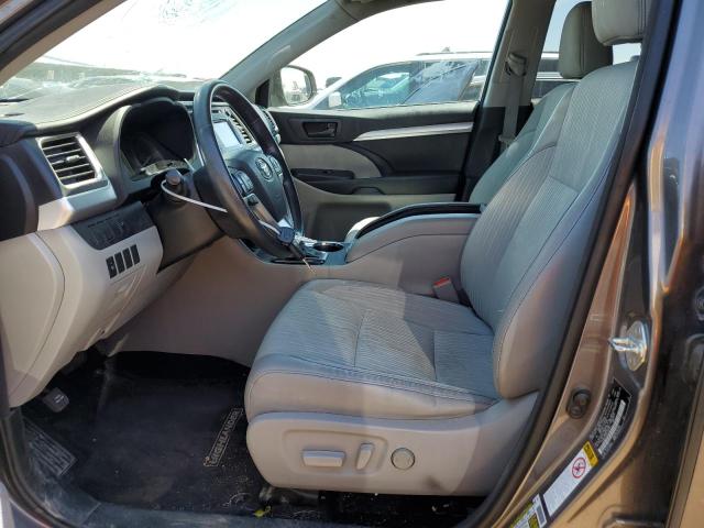 Photo 7 from auction – 2015 TOYOTA HIGHLANDER with VIN 5TDBKRFH0FS203531