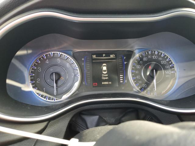 Photo 9 from auction – 2015 CHRYSLER 200 LIMITE with VIN 1C3CCCAB0FN641476