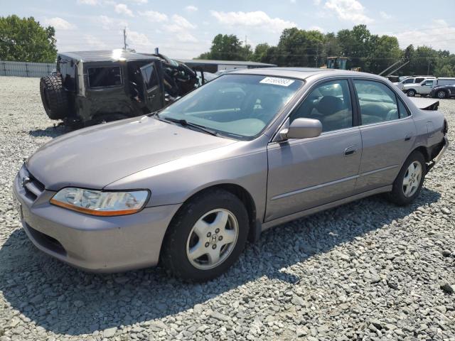 HONDA ACCORD 2000 with VIN 1HGCG1657YA083404 - Photo from auction
