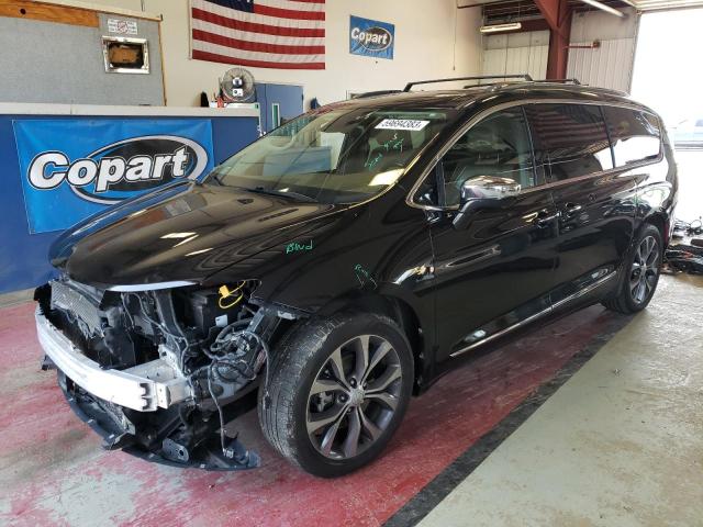 CHRYSLER PACIFICA L 2017 with VIN 2C4RC1GG8HR627568 - Photo from auction