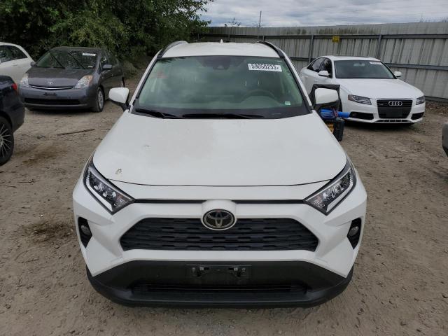 Photo 5 from auction – 2020 TOYOTA RAV4 XLE with VIN JTMP1RFV9LD048869