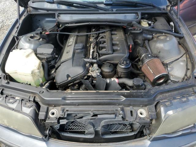 Photo 11 from auction – 2001 BMW 325 I with VIN WBAAV33401FU75343
